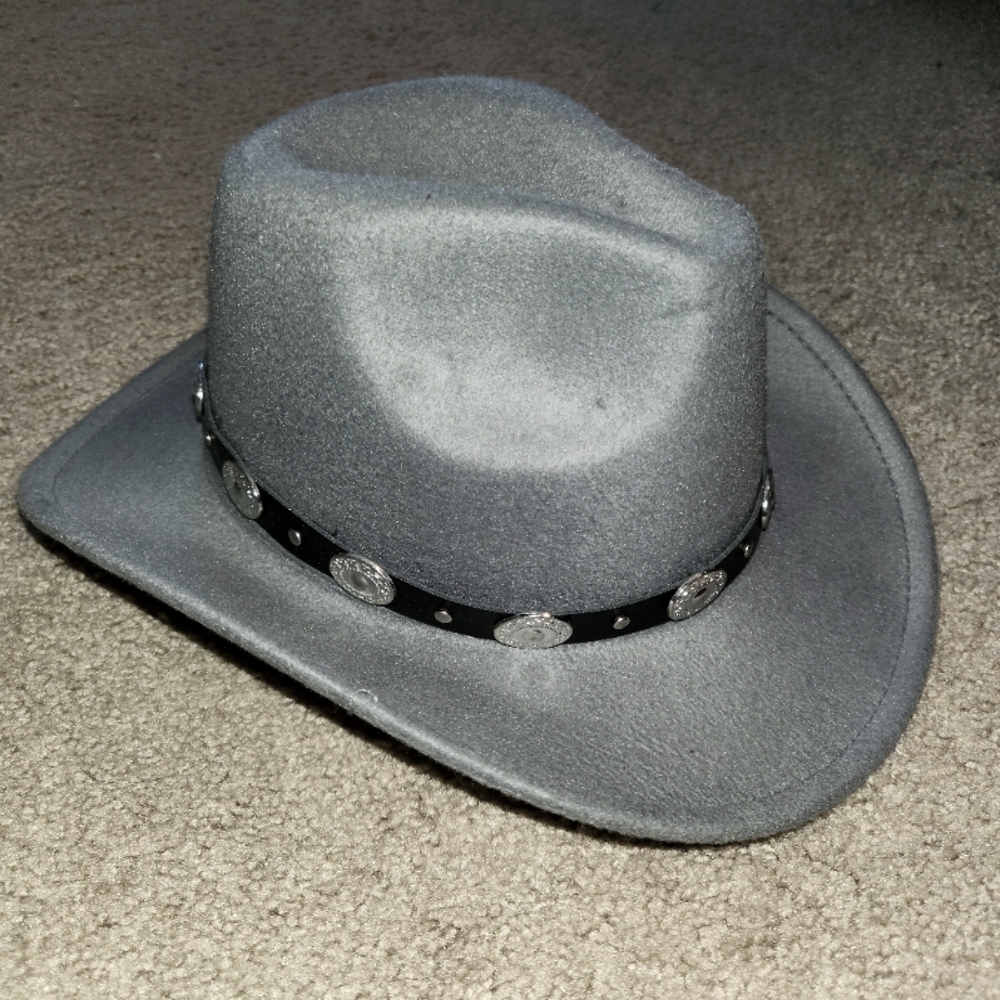 Grey cowboy hat